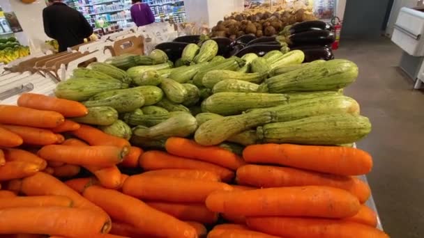 Sliding Shot Various Vegetables Carrots Courgettes Eggplants Bell Peppers Sweet — Stock Video