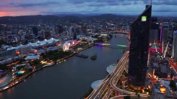 Aerial Hyperlapse Brisbane City Cbd Riverside Expressway South Bank Night — Stock video
