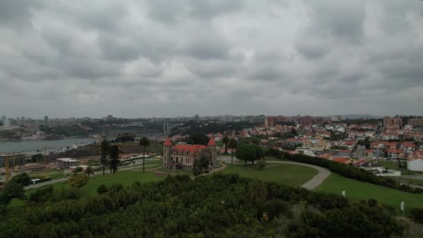 Заброшенный Дворец Дронов Маркес Гомес Vila Nova Gaia Порту Португалия — стоковое видео