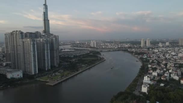 Chi Minh City Vietnam Aerial Hyperlapse View Downtown Skyscrapers Riverfront — Wideo stockowe