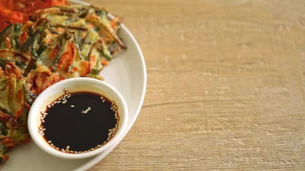Pajeon Koreaanse Pannenkoek Koreaanse Kimchi Pannenkoek Kimchijeon Koreaanse Traditionele Voedsel — Stockvideo