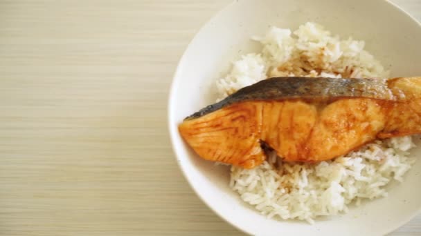 Gegrilde Zalm Met Sojasaus Rijst Bowl Japanse Keuken — Stockvideo