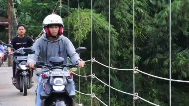 Suspension Bridge River Motorcycle Crossing Morning Sukabumi West Java Indonesia — Stok video