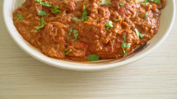 Kyckling Tikka Masala Med Ris Tallriken Indisk Mat Stil — Stockvideo