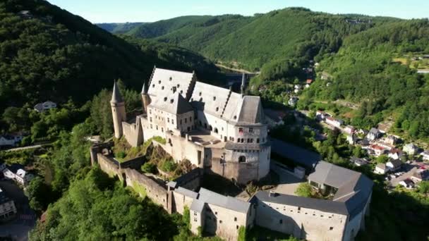 Vianden Castle Located City Vianden North Luxembourg Huge Fortified Castle — Wideo stockowe