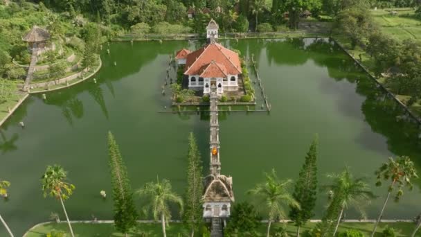 Aerial Drone Shot View Taman Ujung Water Palace Bali Park — Vídeos de Stock