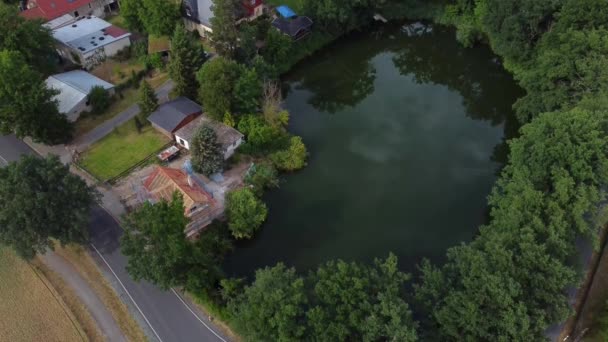 People Small Lake Clouds Reflected Water Wonderful Aerial View Flight — Video