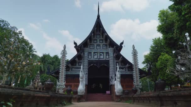 Cinematic Landscape Scenic Religious Footage Buddhist Temple Wat Lok Moli — Vídeo de Stock