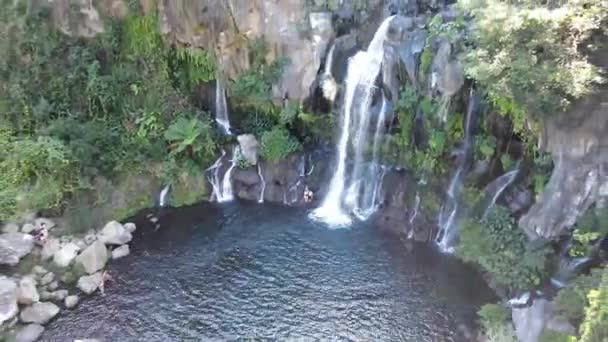 Drone Footage Waterfall People Water Saint Gilles Reunion Island — Stock video