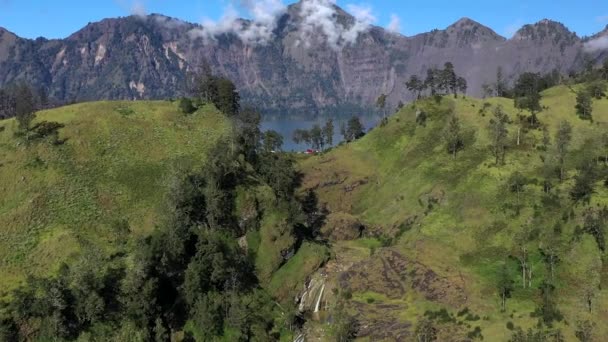 Campsite Wall Crater Lake Mount Rinjani Volcano Indonesia Nusa Tenggara — Stok video