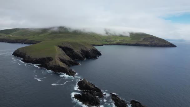 Rocky Shore Line Dunmore Head Dingle Peninsula Ireland Drone Aerial — Wideo stockowe