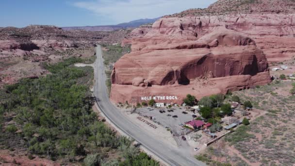 Desert Landscape Famous Southwest Town Moab Utah Aerial — Video Stock