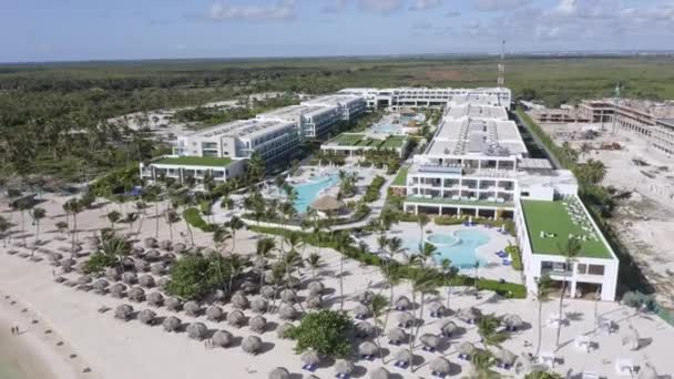 All Inclusive Waterfront Accommodation Serenade Punta Cana Beach Spa Resort — Stockvideo