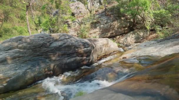 Cinematic Nature Travelling Footage Waterfall Wang Bua Ban Next Doi — Vídeo de Stock