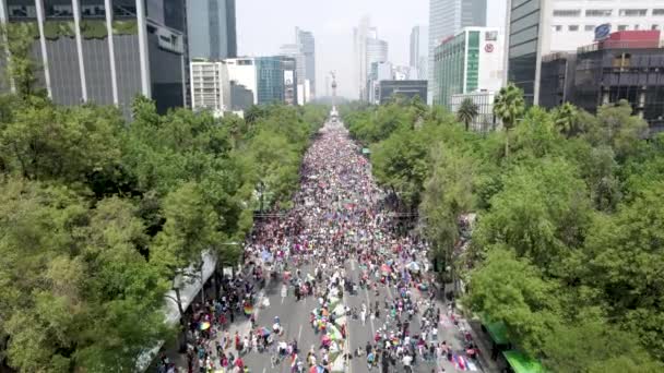 Drone Shot Showing Entire Pride Parade Paseo Reforma Mexico City — Stockvideo