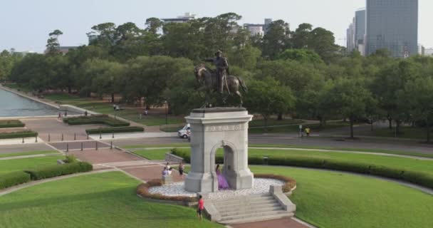 Drone View Sam Houston Statue Hermann Park Houston Texas — Stok video