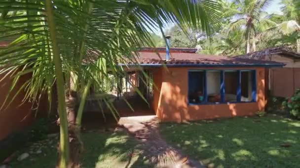 Panning View Bungalows Surrounded Garden Tropical Trees Ubatuba Brazil — Stok video