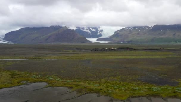 Iceland Glacier Wide Shot Clouds Drone Video Moving — Vídeos de Stock