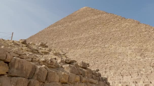 Зверху Від Основи Великої Піраміди Гізі Блакитного Неба — стокове відео