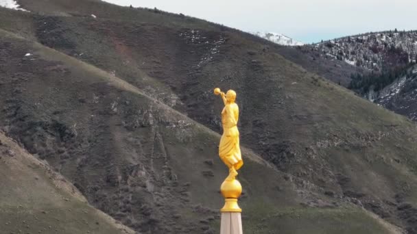 Top Lds Payson Utah Tapınağı Çevresindeki Melek Moroni Den Telephoto — Stok video