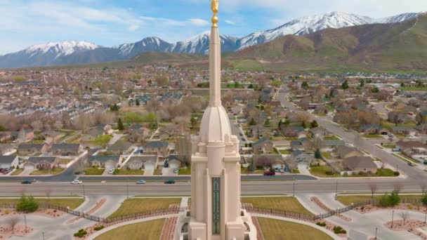 Luchtfoto Achterwaarts Onthulling Van Lds Mormon Payson Utah Temple — Stockvideo