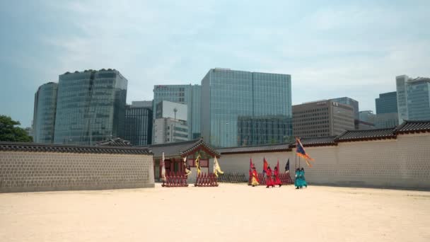 Changing Royal Guard Royal Flags Ceremony Gwanghwamun Gyeongbokgung Palace Seoul — Stockvideo