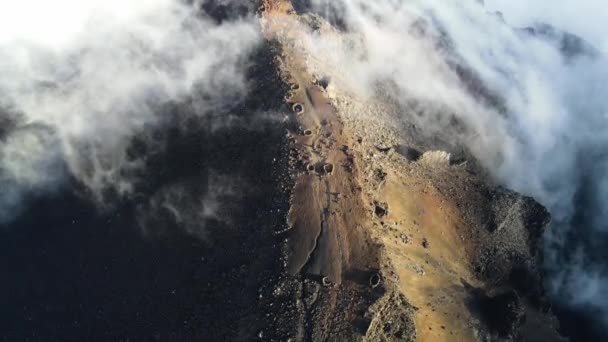 Drone Footage Summit Piton Des Neiges Clouds Reunion Island — Vídeo de Stock