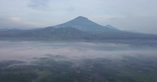 Mystic Aerial Shot Tropical Landscape Covered Fog Sunny Morning Cloudy — Vídeo de Stock