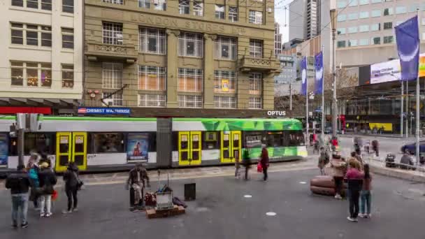 Upływ Czasu Pasażerów Tramwajów Pieszych Kupujących Bourke Mall Melbourne — Wideo stockowe