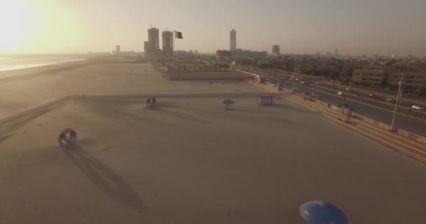 Clifton Beach Καράτσι Πακιστάν Pakistan Flag View Βραδινό Drone Shot — Αρχείο Βίντεο