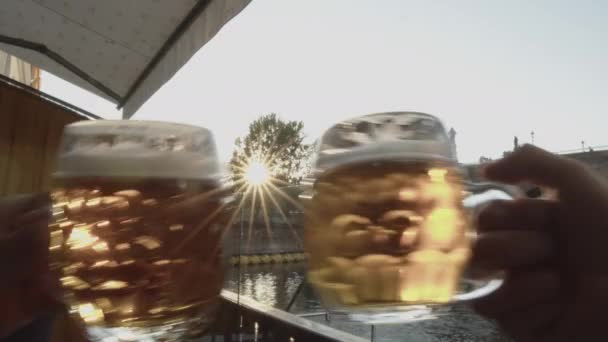Beer Glasses Clinking Front Charles Bridge Sunset Background Welcome Prague — Vídeo de Stock