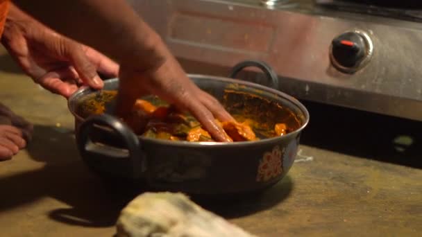 Preparing Fish Fry Eat Karnataka Mysoreindia – Stock-video