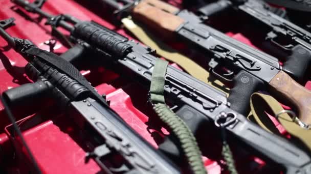 Style Гвинтівки Ліжку Вантажівки Roll Gun Security Rights Поправки Регулювання — стокове відео