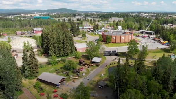 Drone Video Taman Pioneer Fairbanks Selama Hari Musim Panas — Stok Video