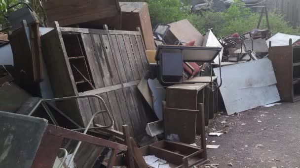 Dump Old Wooden Chairs Vintage Chairs Thrown Street Big Garbage — Vídeo de stock