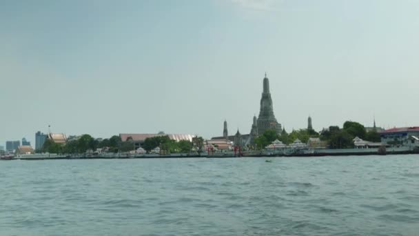 Cinematic Religious Travel Scenic Footage Buddhist Temple Wat Arun Bangkok — стоковое видео