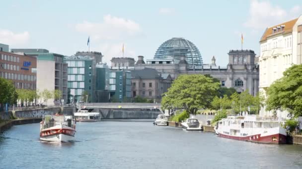 Beautiful Berlin View Reichstag Building Boats Spree River — Stock videók