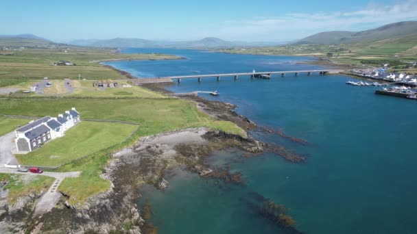 Portmagee Village County Kerry Ireland Road Bridge Valentia Island Drone — Wideo stockowe
