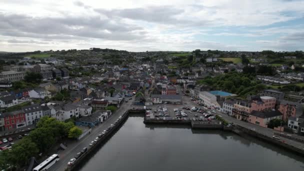Kinsale Town County Cork Ierland Panning Drone Antenne Uitzicht — Stockvideo