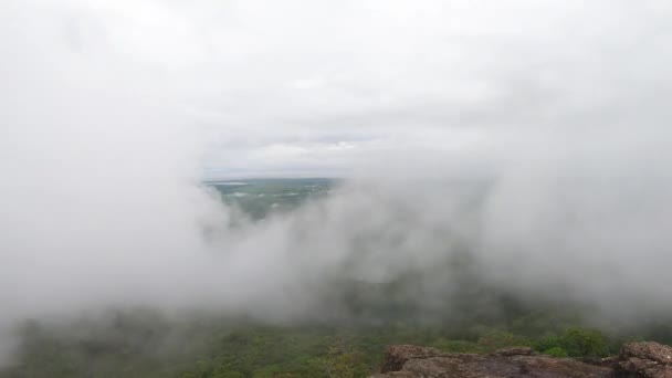 Timelapse Clouds Approaching Kaldurg Fort Palghar Maharashtra — Stock video