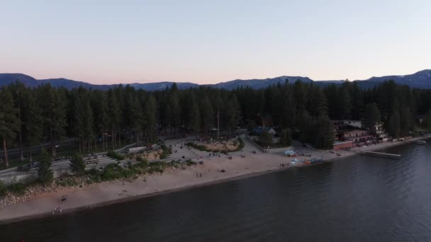 Close Panning Shot Lakefront Beach Lake Tahoe Low Light — Stockvideo