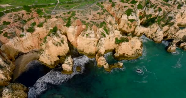 Drone Video Algarve Coast Partly Cloudy Day — Video Stock