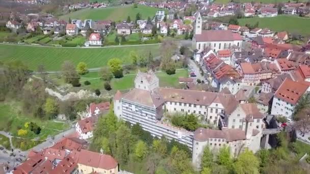 Aerial Drone Shot Meersburg Castle Old Town Blue Lake Constance — Stockvideo