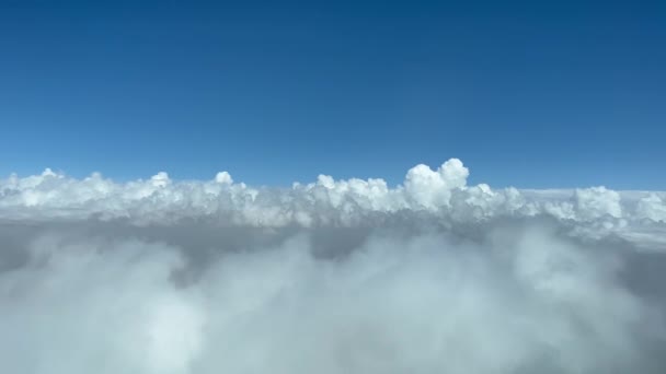 Stunning Pilot Poin View Jet Cockpit Overflying Layers Clouds Right — Stock Video