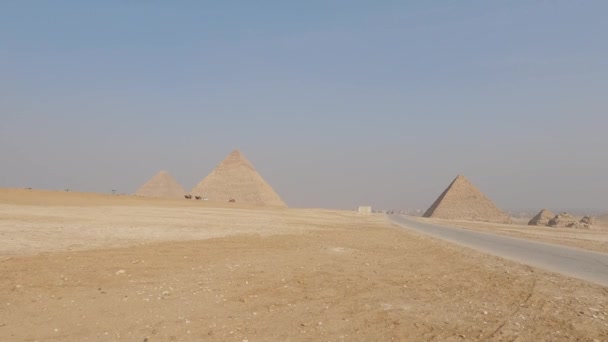 View Giza Pyramid Complex Desert Famous Find Tombs Egypt — Vídeo de Stock