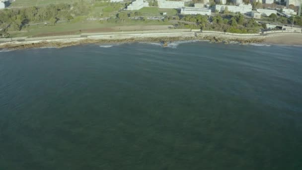 Aerial Drone View Ocean Fountain Paco Arcos Sunny Oeiras Lisbon — Stock video