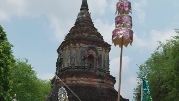 Кінематографічні Пейзажі Сценічні Релігійні Кадри Буддійського Храму Ват Лок Молі — стокове відео