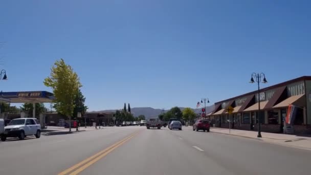 Tehachapi California Ana Caddede Araba Sürüyorum — Stok video