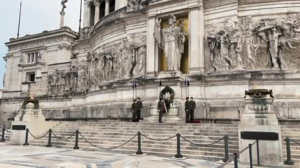 Troca Cerimonial Guarda Monumento Vittorio Emanuele — Vídeo de Stock