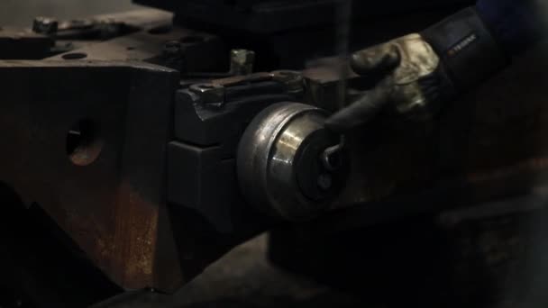 Man Wrenching Romanian Factory — Stockvideo